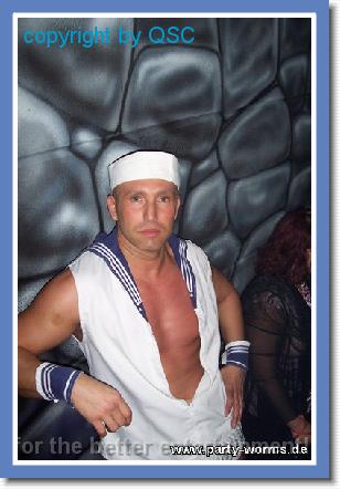 men stripper strip show_0000080.jpg